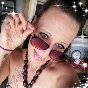 Meet your Posher, Carrie